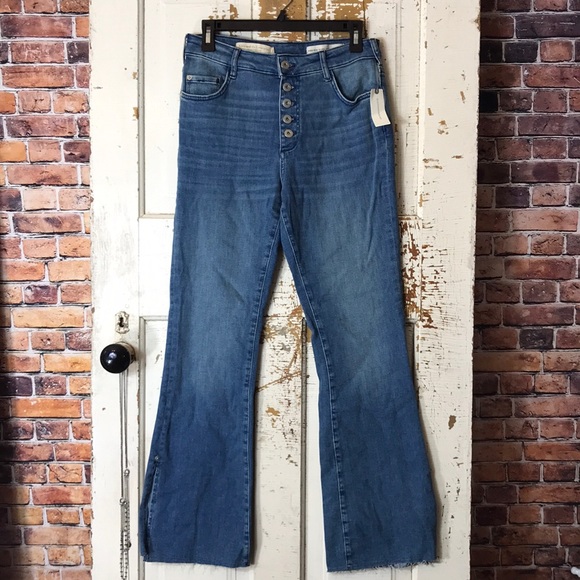 🍄 Pilcro and the Letterpress High-Rise Skinny Bootcut Medium Wash Denim. - Picture 2 of 16